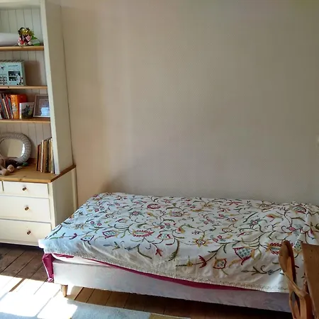 Nocleg ze śniadaniem Oustal Laval *