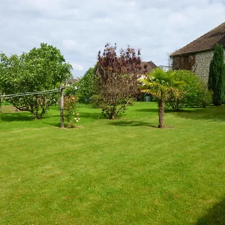Oustal Laval *