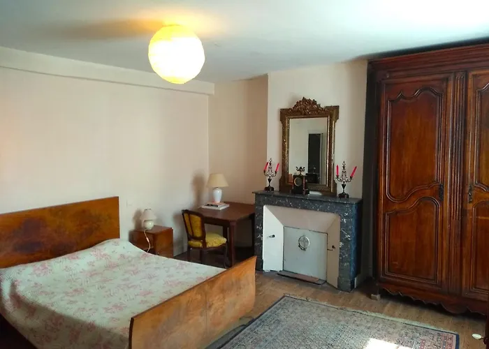 Oustal Laval Bed and breakfast Souillac